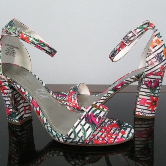 Block Heel Sandals - Picture 3 of 4